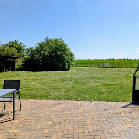 Ferienhaeuser Uckermark Ponderosa Дом отдыха Миттенвальде